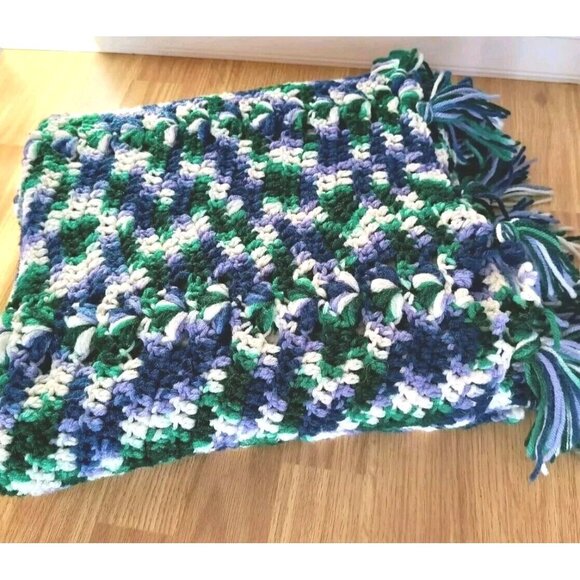 Afghan Blanket Heathered Green Blue Purple and White w/ Tassels, EUC - Picture 1 of 10